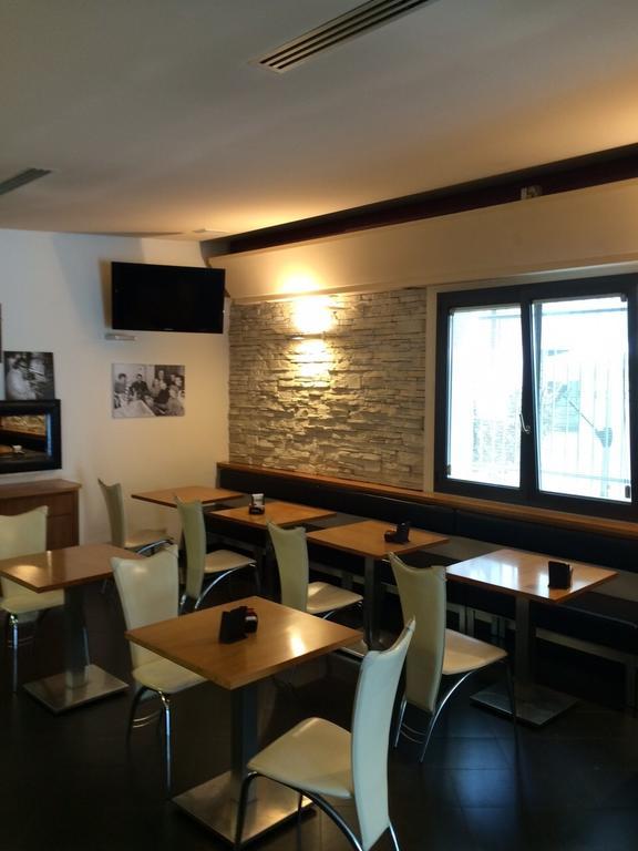 Inn Locanda Trattoria Caffe Cavour *